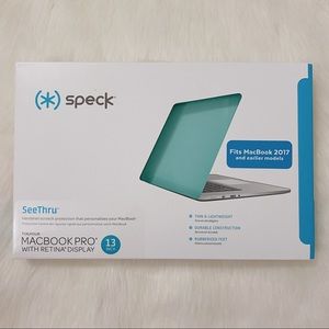 Speck seethru hard shell scratch protection case for Macbook